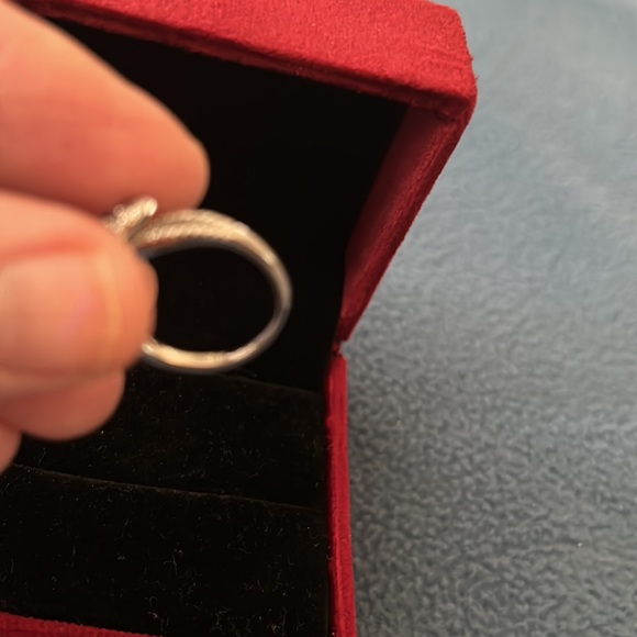 Stunning 925 Sterling Silver 14k White Gold Plated AAA White Baguette CZ Ring - Picture 8 of 8